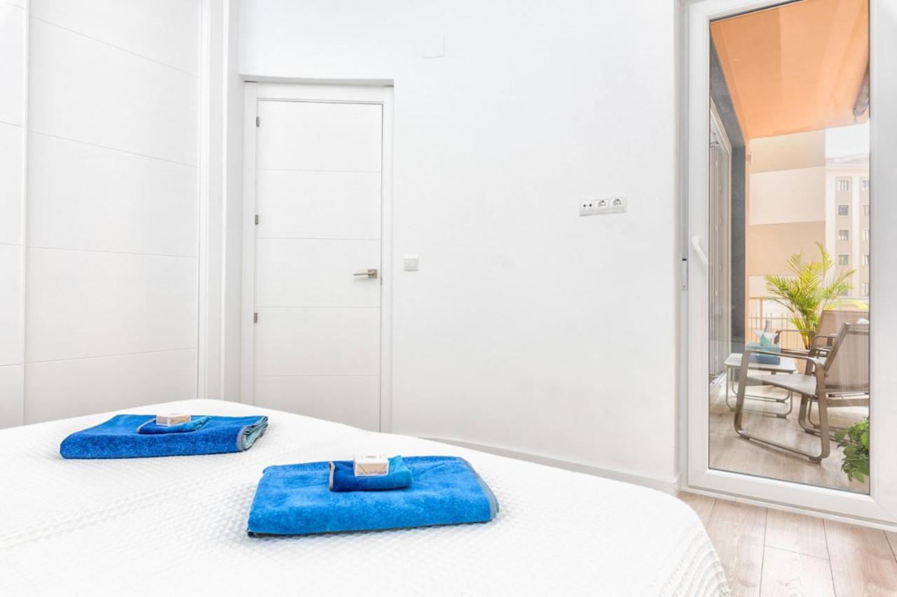 Pinzon Apartment In Malaga By Solaga Holiday Homes Экстерьер фото